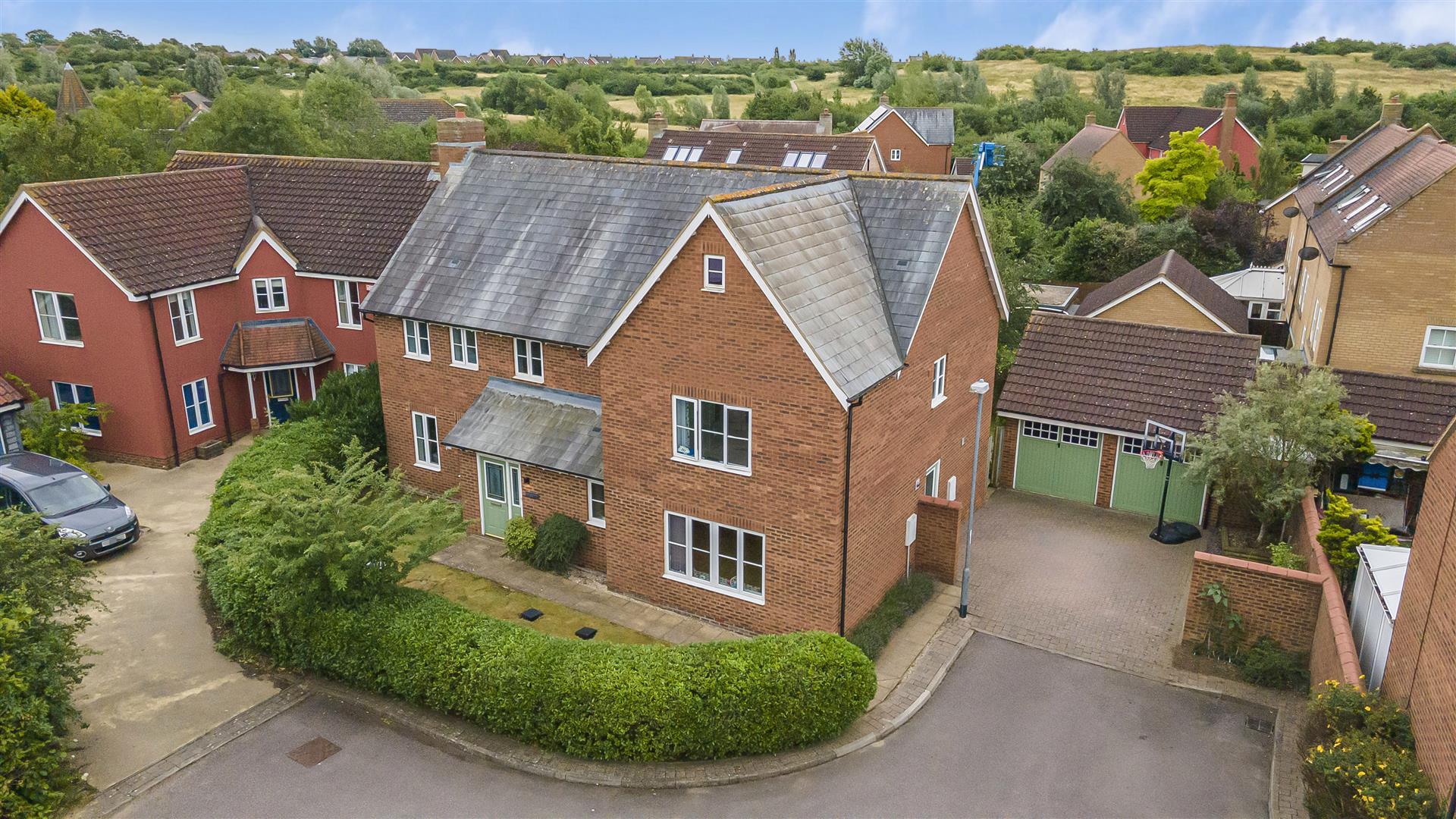 5 Bedroom for sale in Lower Cambourne Cheffins Cambridge Sales